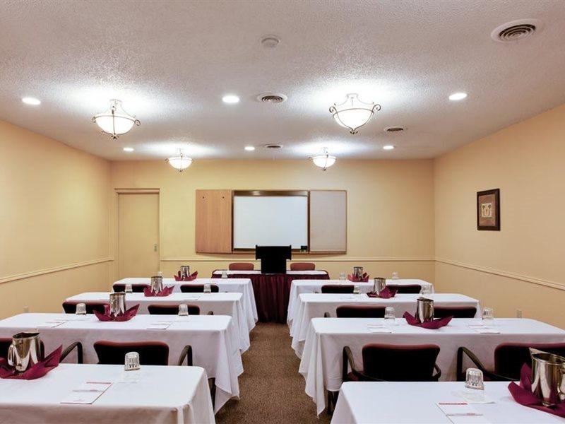 Value Suites Extended Stay - Arlington Kültér fotó