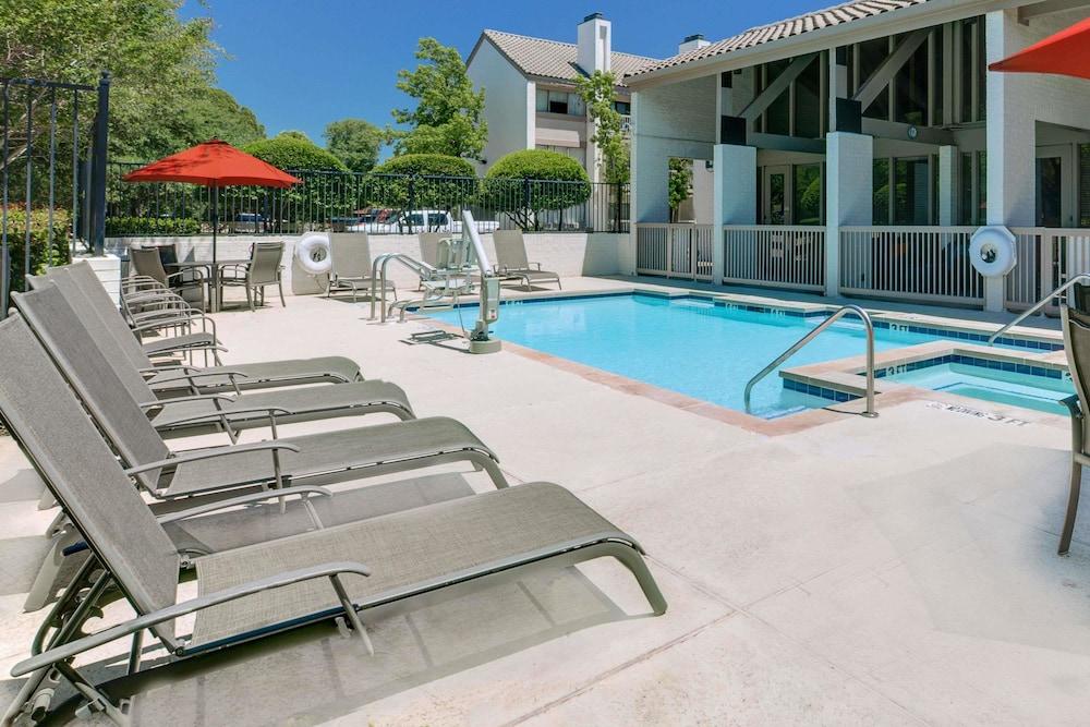 Value Suites Extended Stay - Arlington Kültér fotó